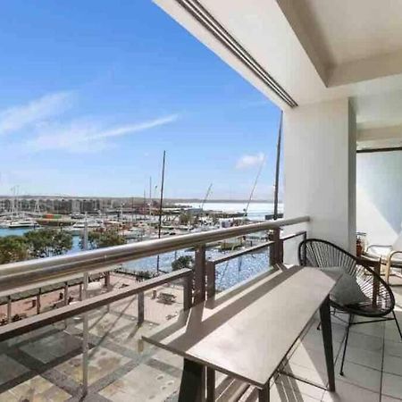 Luxury Waterfront Nest Above Viaduct Harbour Apartment โอ๊คแลนด์ ภายนอก รูปภาพ