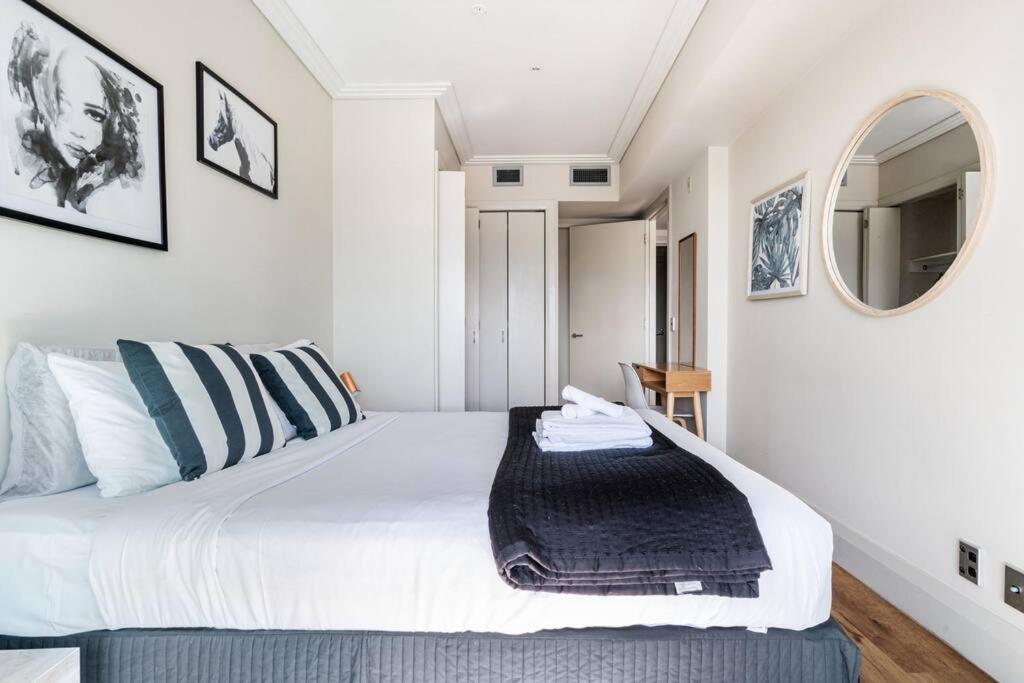 Luxury Waterfront Nest Above Viaduct Harbour Apartment โอ๊คแลนด์ ภายนอก รูปภาพ